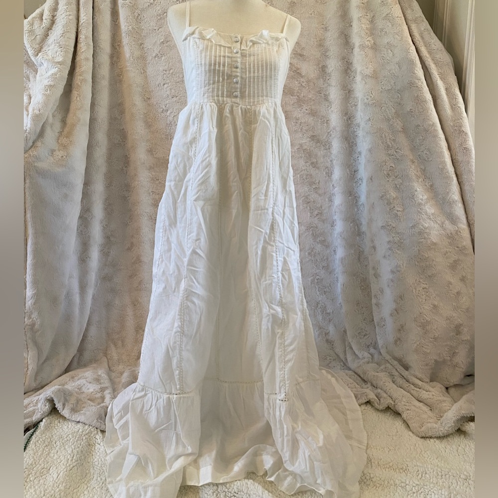 Maeve brand white dress in a size 6